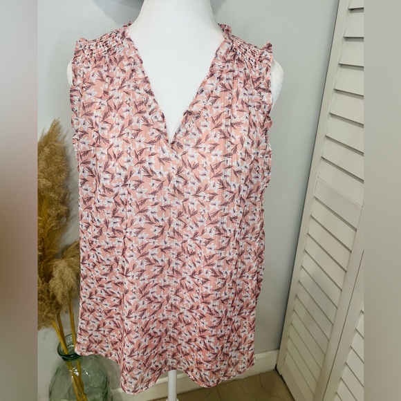 Rachel Zoe • Women’s Blush Shimmery Floral Sleeveless V Neck Blouse Top M NWOT - Picture 9 of 12
